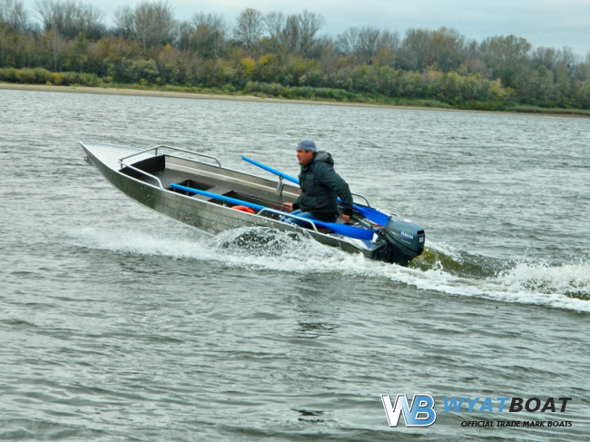 Wyatboat-390M